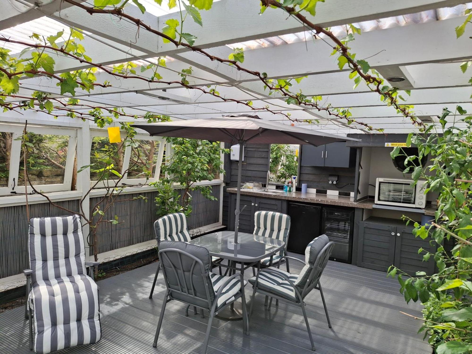 Apartament The Treehouse By Airlie Nairn Zewnętrze zdjęcie